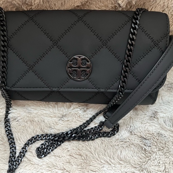 NEW with tags Tory Burch Willa Matte Chain Wallet - Picture 1 of 13